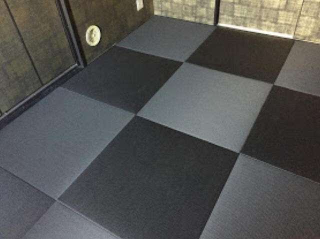 黒い畳はいかがでしょうか